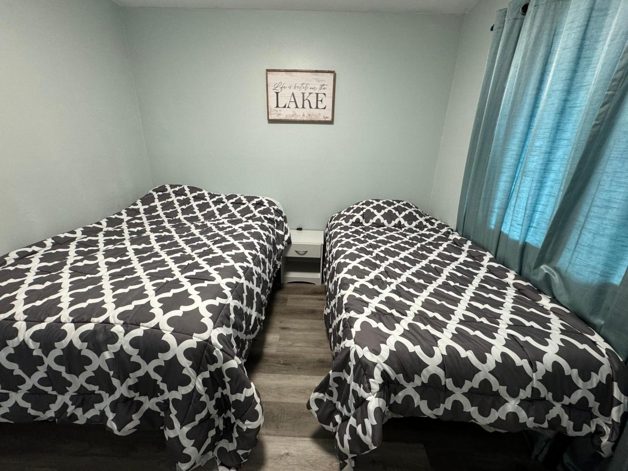 Lakefront Condo With A View Osage Beach Exteriér fotografie